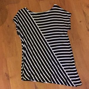 White House black market asymmetrical tunic top